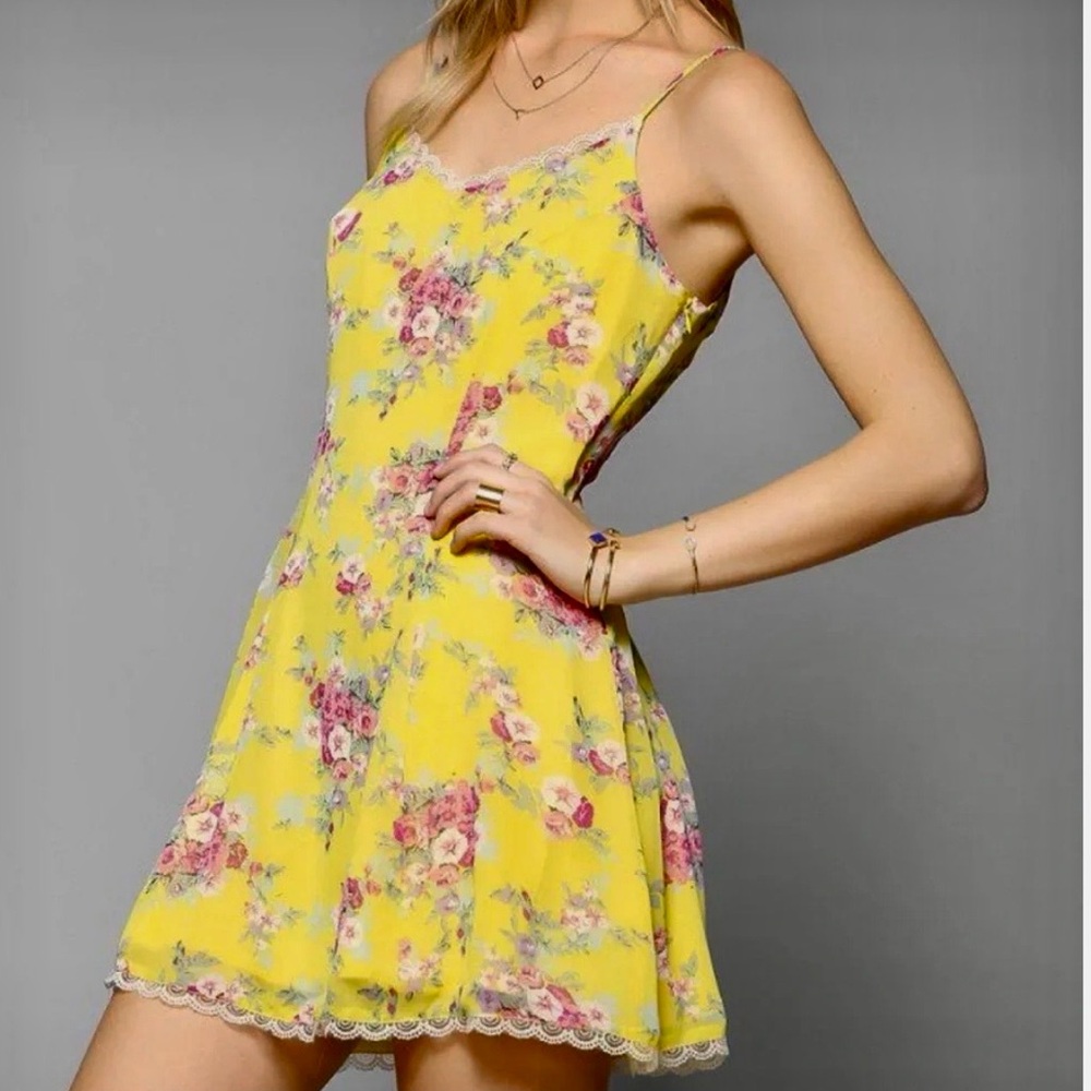 Lucca Couture Yellow Floral Lace-Trim Mini Dress